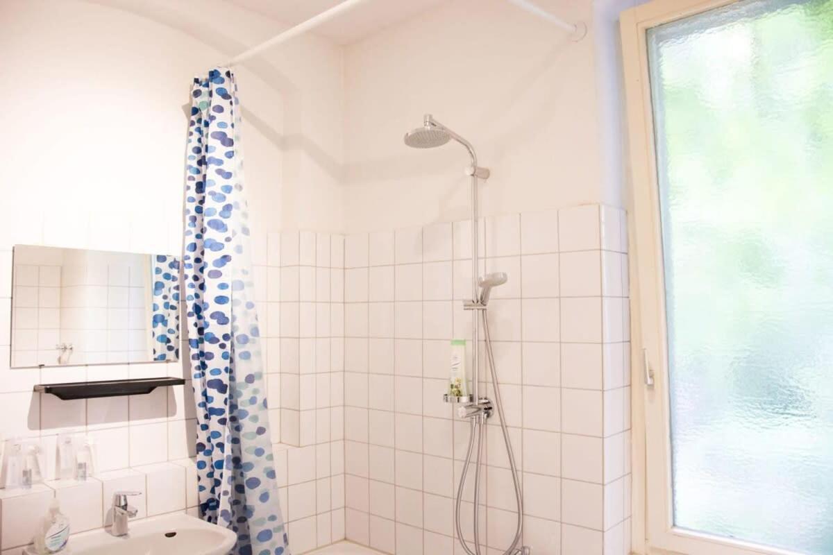 Family Apartment Moabit Берлин Экстерьер фото